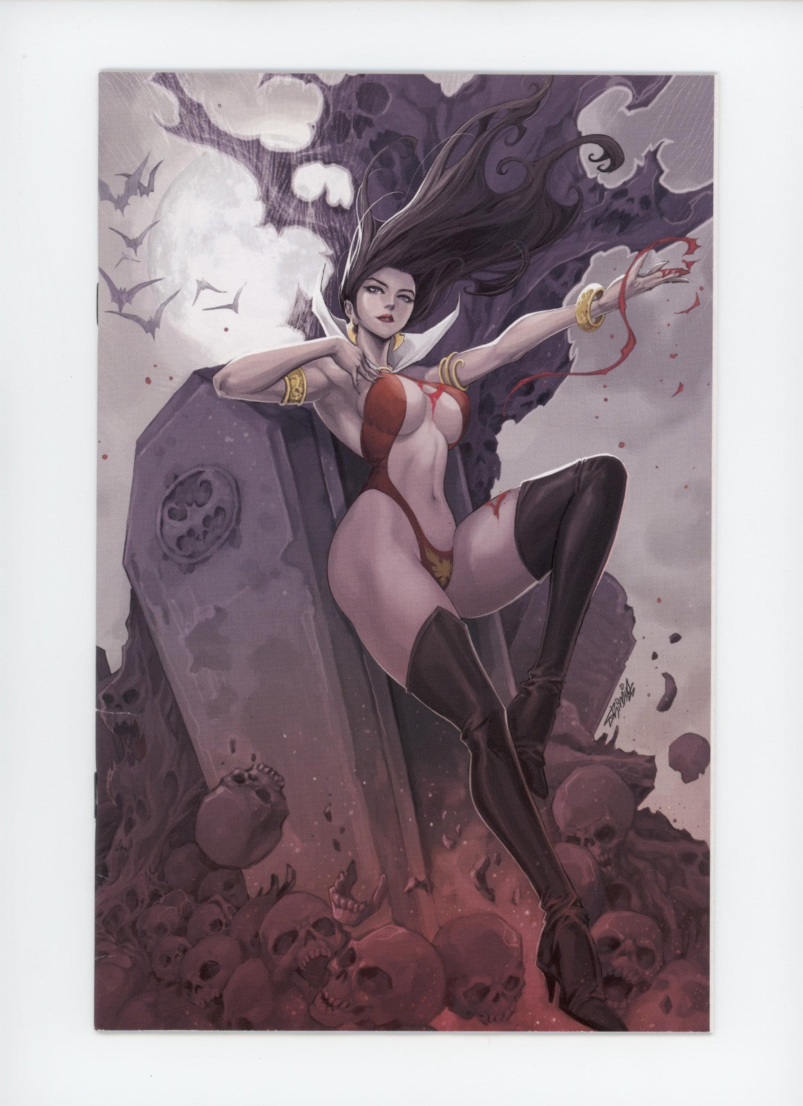 VAMPIRELLA #5 EXCLUSIVE Virgin Variant BY Clay Slight Damage - 2025