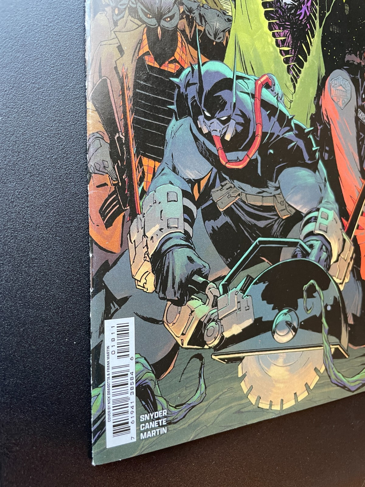 Absolute Batman #18A Nick Dragotta DC Comics spine tick- 2026